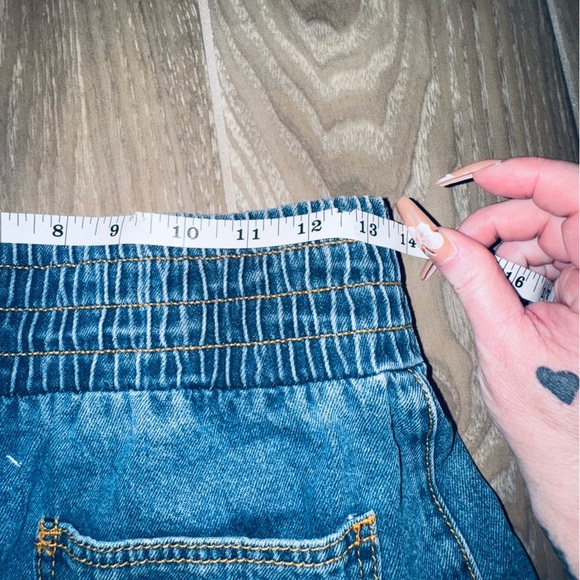 BDG BY URBAN OUTFITTERS PULL ON HIGH WAISTED DENIM BOXER SHORTS SIZE SMALL - Picture 5 of 12